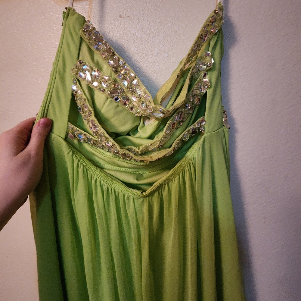 Prom Dress - Picture 2 of 4